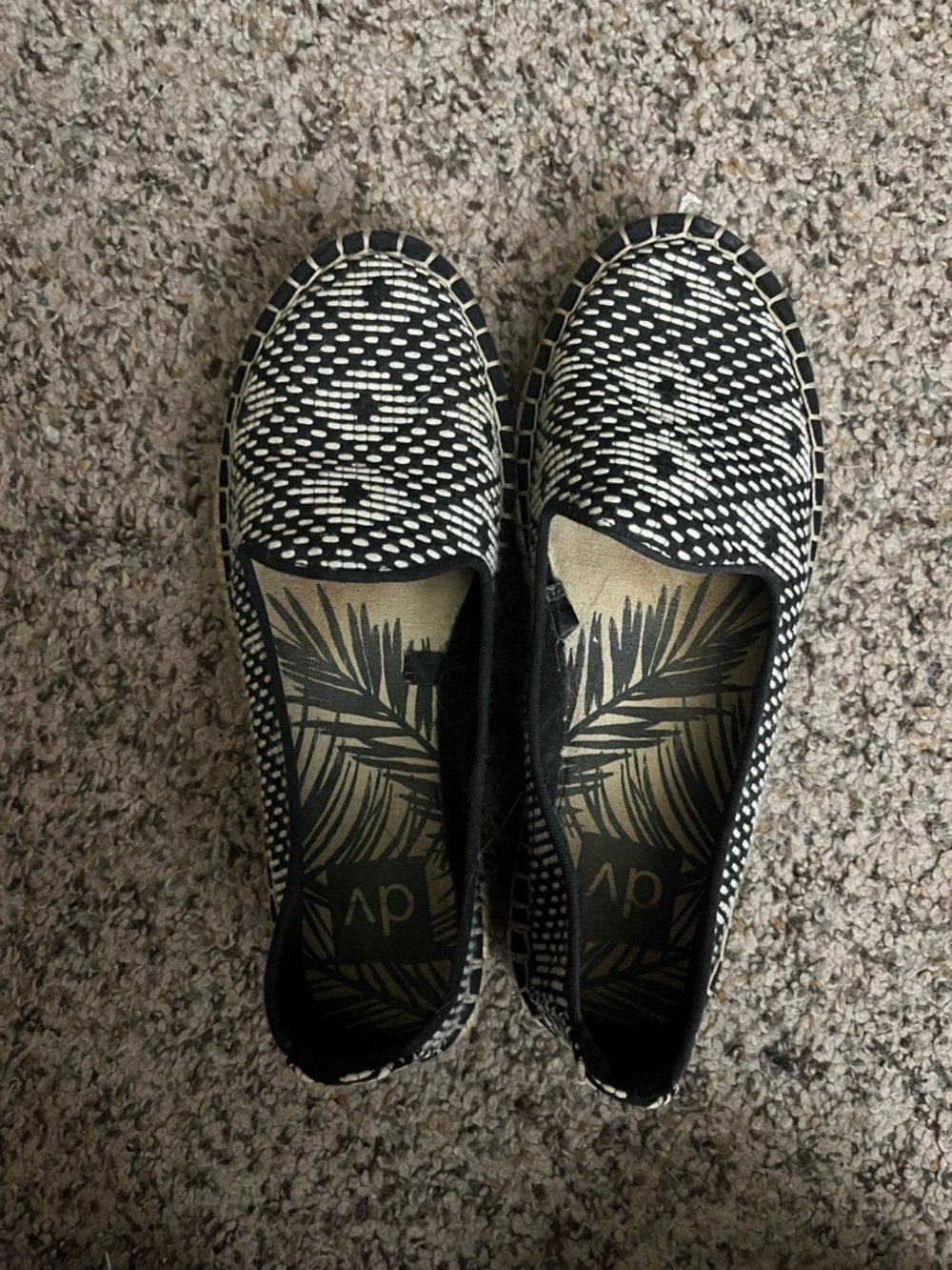 DV by Dolce Vita Black & White Woven Slip-On Flats